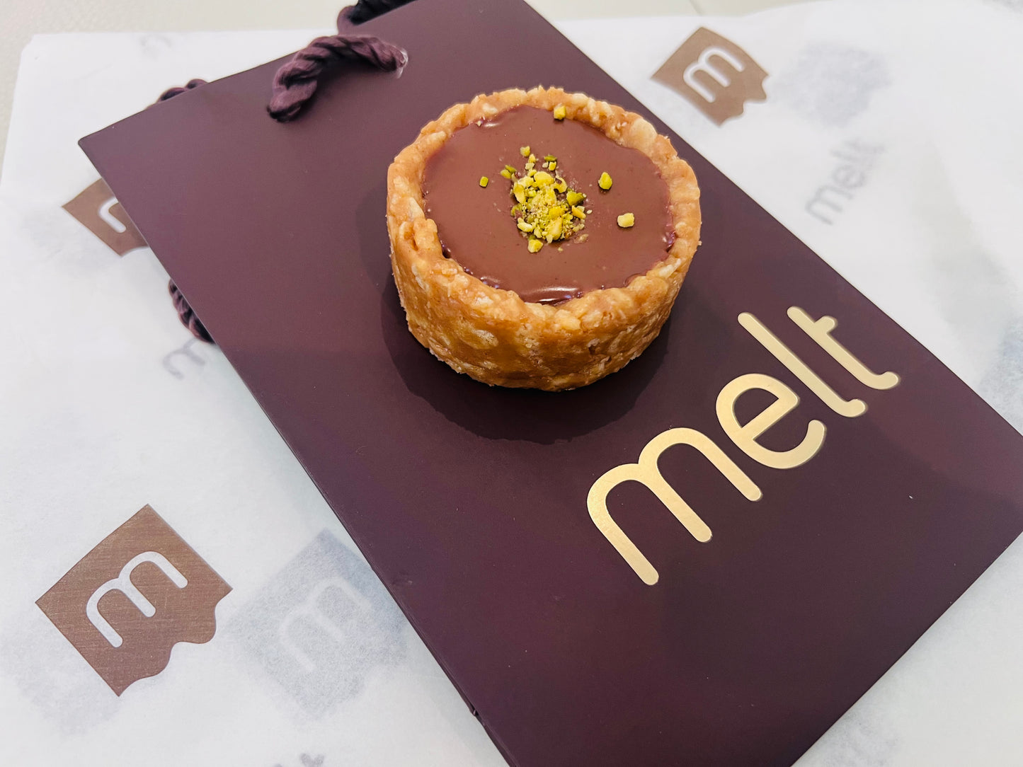 Dubai heaven Peanutchew ganache