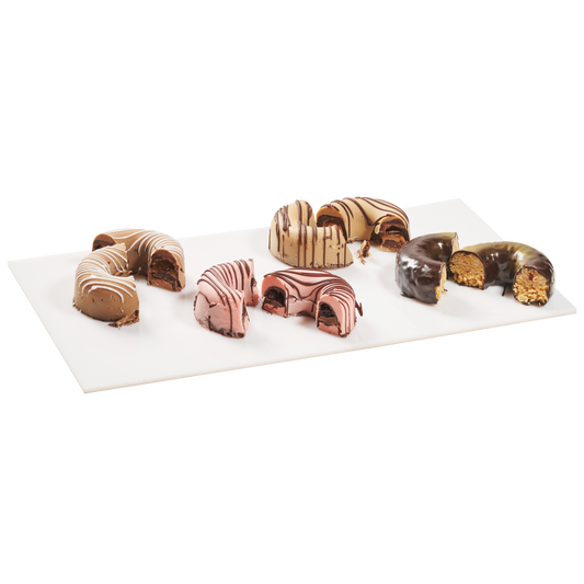 Melt premium, hazelnut praline, chocolate doughnut