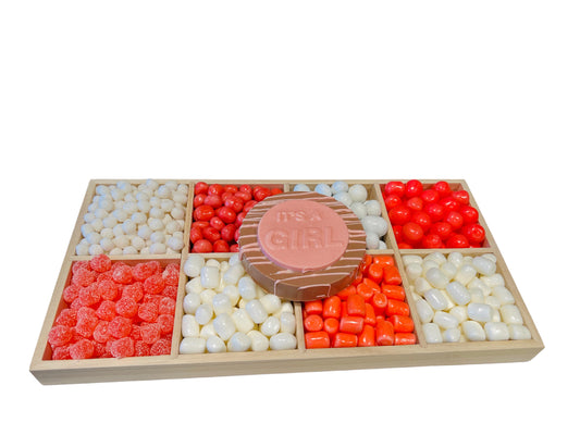 It’s a girl tray with melt signature center