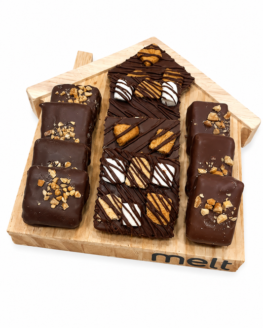 Melt wooden small house