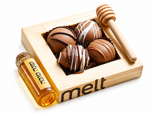 4 Dairy Chocolate Balls + Honey Wooden Tray
